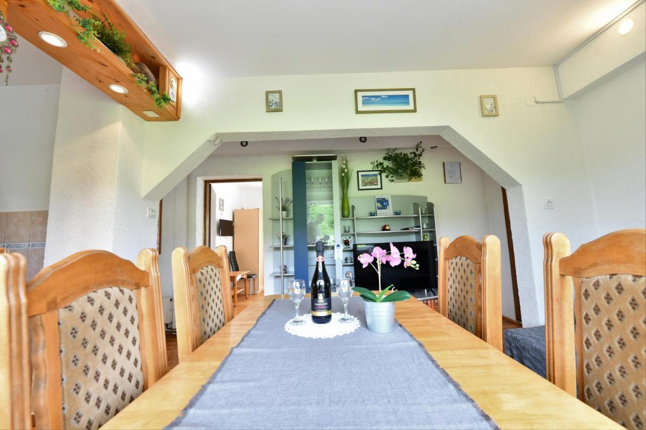 Apartment Marija Zupan Rakovica Luaran gambar