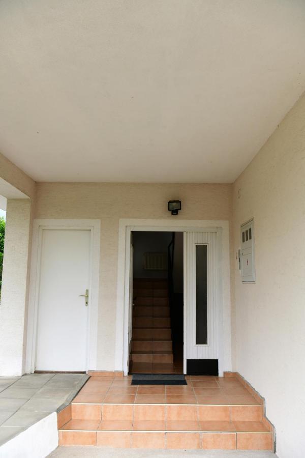 Apartment Marija Zupan Rakovica Luaran gambar